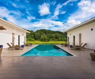 Blue Haven Bay Executive 5 Bedrooms